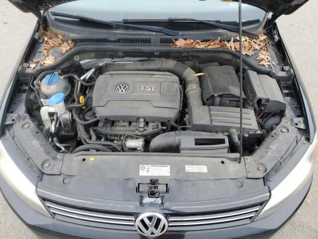 58753385 :رقم المزاد ، 3VWD17AJ4EM381366 vin ، 2014 Volkswagen Jetta مزاد بيع