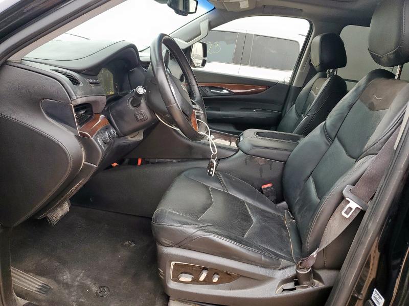 58079455 :رقم المزاد ، 1GYS4NKJ7FR728509 vin ، 2015 Cadillac Escalade P مزاد بيع