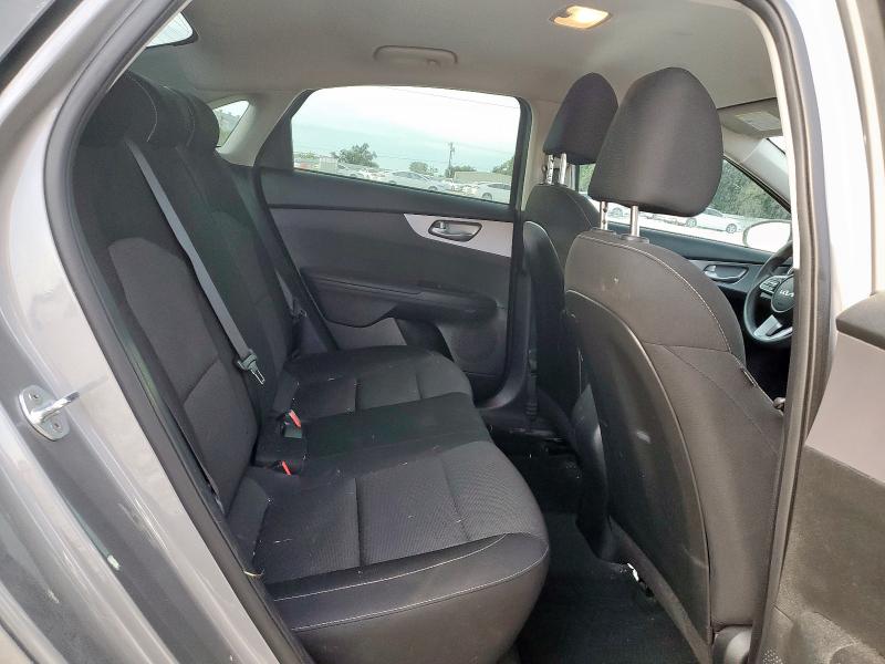 2022 Kia Forte მანქანა იყიდება აუქციონზე, vin: 3KPF24AD6NE478127, აუქციონის ნომერი: 57989695