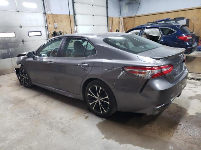 57490725 :رقم المزاد ، 4T1B11HKXJU081662 vin ، 2018 Toyota Camry L مزاد بيع