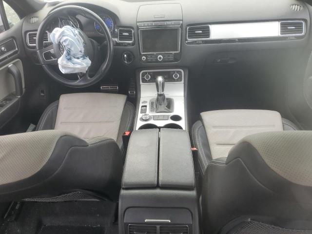 Aukcja sprzedaży 2017 Volkswagen Touareg, vin: WVGRF7BP2HD001093, numer aukcji: 56701645