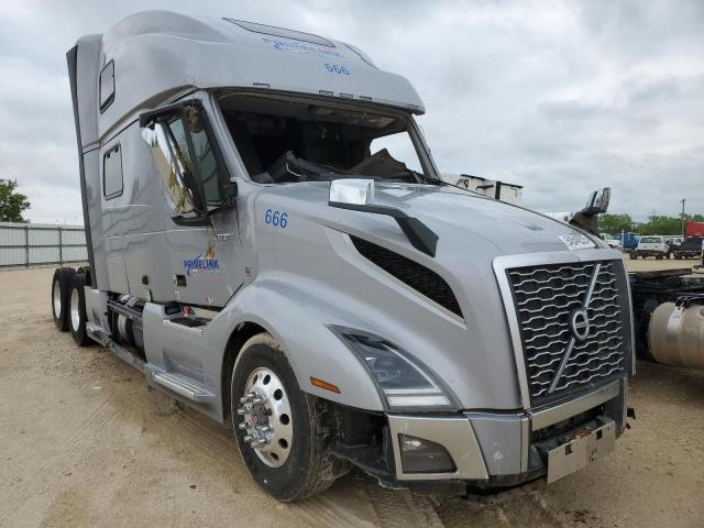 Продаж на аукціоні авто 2022 Volvo Vnl, vin: 4V4NC9EH8NN288574, номер лоту: 54544535