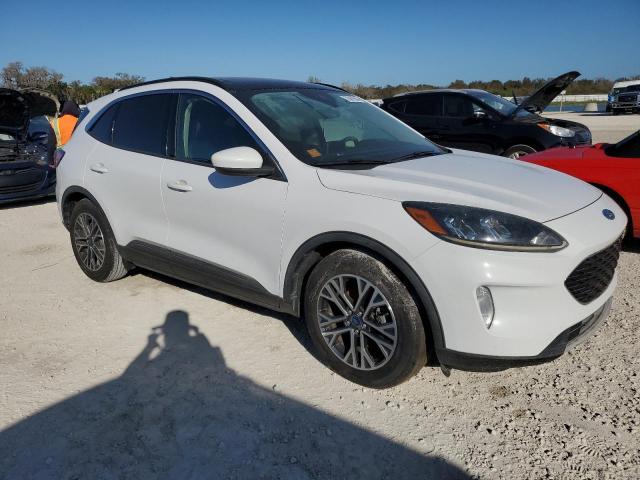 58239035 :رقم المزاد ، 1FMCU0H66LUA35564 vin ، 2020 Ford Escape Sel مزاد بيع