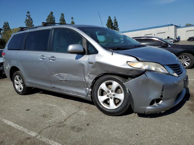 2013 Toyota Sienna Le მანქანა იყიდება აუქციონზე, vin: 5TDKK3DC5DS282857, აუქციონის ნომერი: 57984075