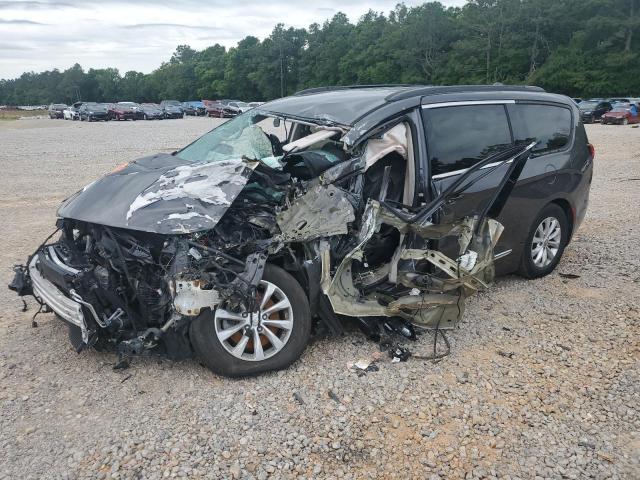 63761635 :رقم المزاد ، 2C4RC1BG3HR542192 vin ، 2017 Chrysler Pacifica T مزاد بيع