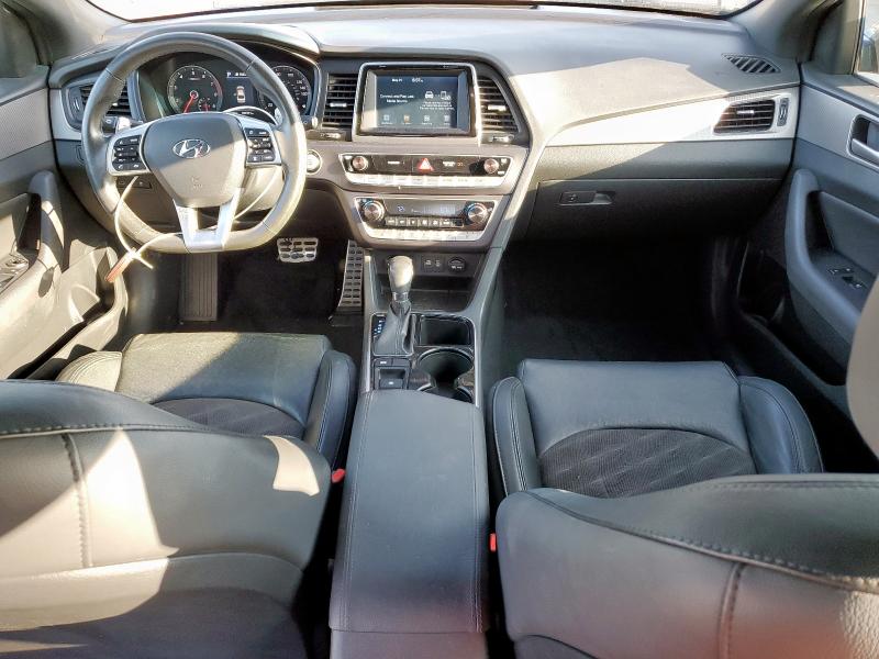 58909785 :رقم المزاد ، 5NPE34AF3JH720159 vin ، 2018 Hyundai Sonata مزاد بيع