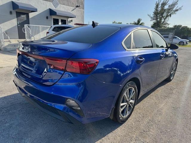 57675865 :رقم المزاد ، 3KPF24AD4NE464503 vin ، 2022 Kia Forte Fe مزاد بيع