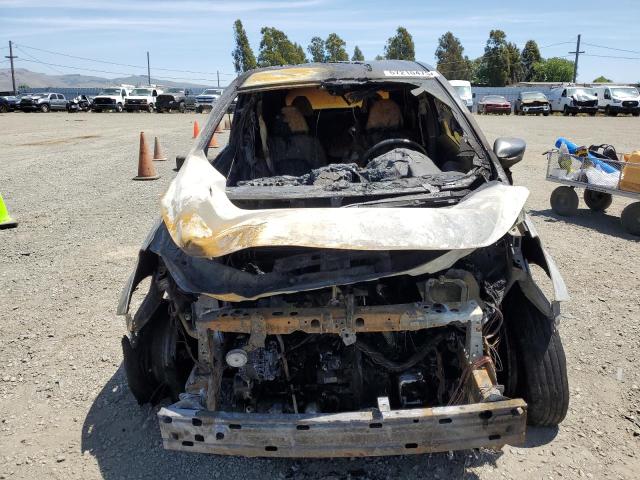 2017 Nissan Versa Note მანქანა იყიდება აუქციონზე, vin: 3N1CE2CP1HL363072, აუქციონის ნომერი: 57210475