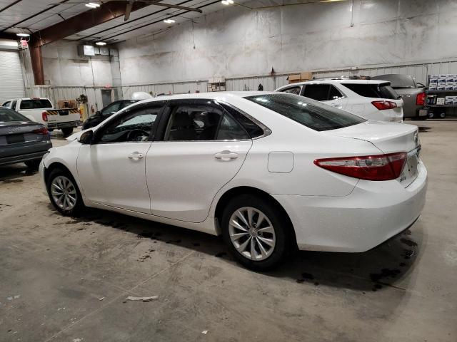 57503215 :رقم المزاد ، 4T4BF1FK3FR516510 vin ، 2015 Toyota Camry مزاد بيع
