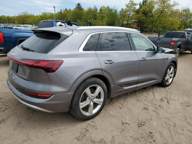 Продажа на аукционе авто 2019 Audi E-tron, vin: WA1LAAGE8KB024677, номер лота: 55128115