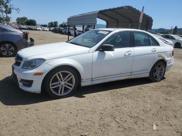 Продаж на аукціоні авто 2013 Mercedes-benz C, vin: WDDGF4HB1DA851112, номер лоту: 56588195
