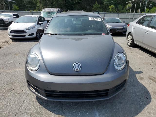2013 Volkswagen Beetle მანქანა იყიდება აუქციონზე, vin: 3VWFP7AT5DM654256, აუქციონის ნომერი: 57301525