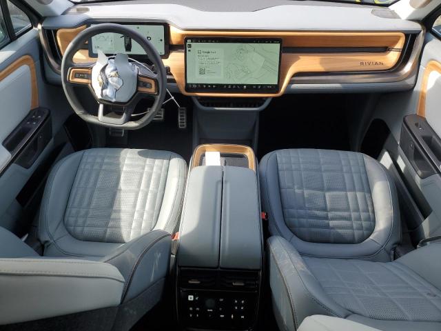 56593955 :رقم المزاد ، 7PDSGCBP6SN061237 vin ، 2025 Rivian R1s Premiu مزاد بيع