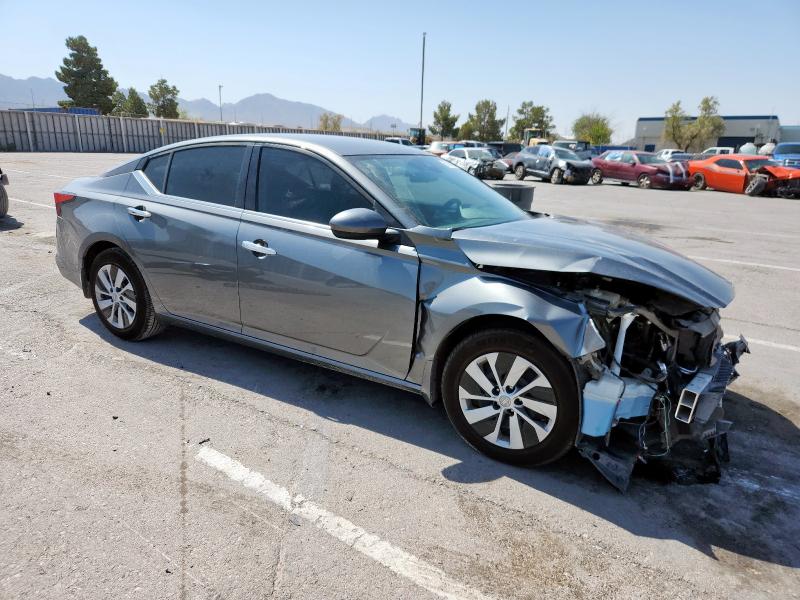 58673815 :رقم المزاد ، 1N4BL4BV3NN344261 vin ، 2022 Nissan Altima S مزاد بيع