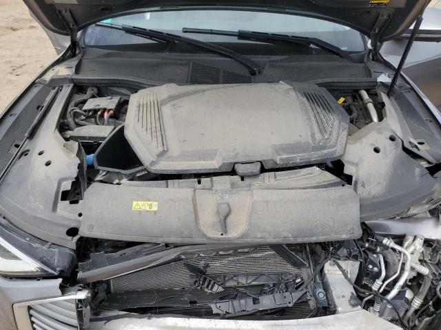 Продажа на аукционе авто 2019 Audi E-tron, vin: WA1LAAGE8KB024677, номер лота: 55128115