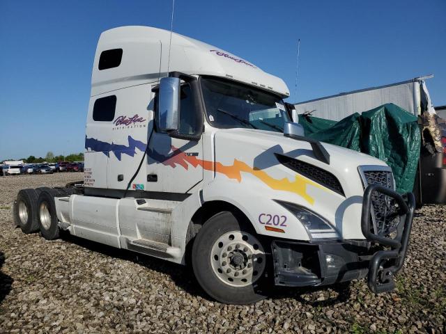 Продажа на аукционе авто 2023 Volvo Vn, vin: 4V4NC9EH8PN327165, номер лота: 57036715