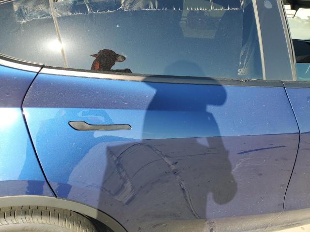 56428335 :رقم المزاد ، 7SAYGAEE8PF798058 vin ، 2023 Tesla Model Y مزاد بيع