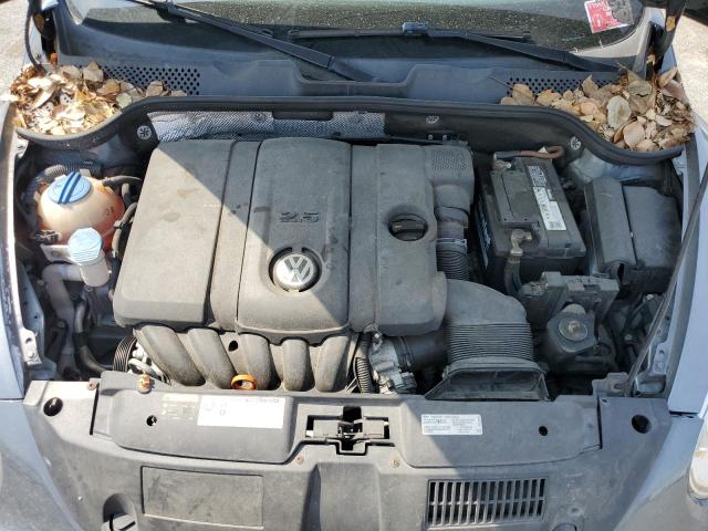 2013 Volkswagen Beetle მანქანა იყიდება აუქციონზე, vin: 3VWFP7AT5DM654256, აუქციონის ნომერი: 57301525