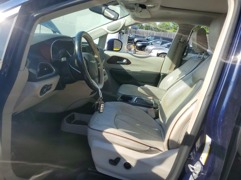 53723646 :رقم المزاد ، 2C4RC1GG2HR571806 vin ، 2017 Chrysler Pacifica مزاد بيع