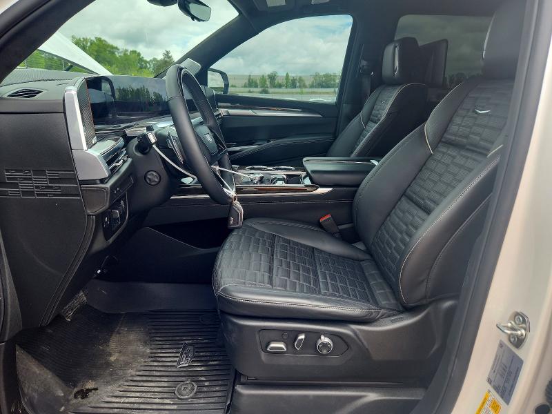 52818496 :رقم المزاد ، 1GYS8GRLXSR293714 vin ، 2025 Cadillac Escalade مزاد بيع