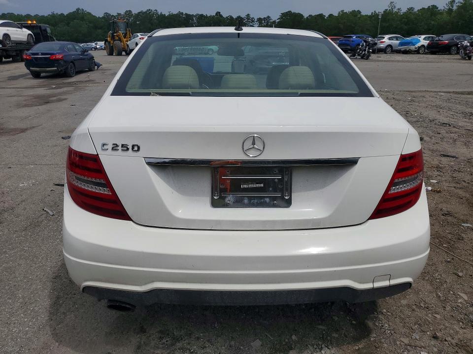 54808196 :رقم المزاد ، WDDGF4HB5DR297106 vin ، 2013 Mercedes-benz C مزاد بيع