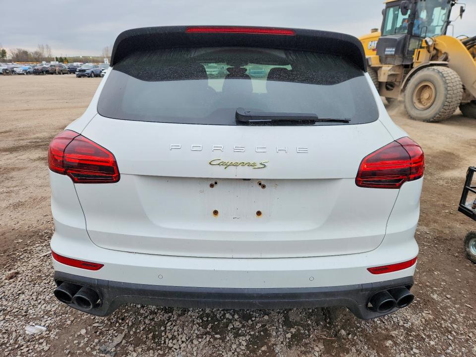 50888216 :رقم المزاد ، WP1AE2A2XGLA18224 vin ، 2016 Porsche Cayenne مزاد بيع