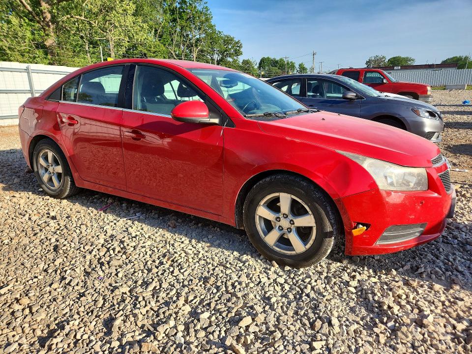 52266336 :رقم المزاد ، 1G1PC5SB5E7284492 vin ، 2014 Chevrolet Cruze مزاد بيع