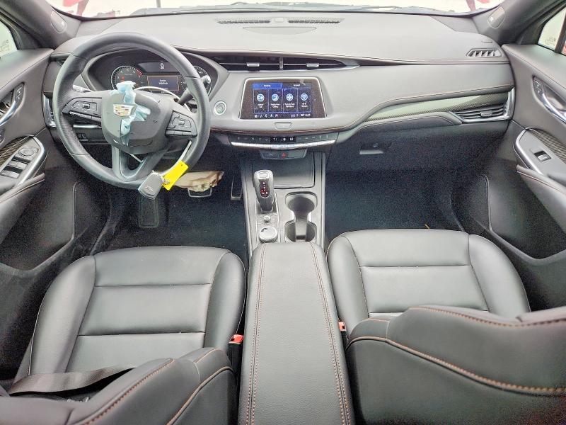53276726 :رقم المزاد ، 1GYFZER41KF206733 vin ، 2019 Cadillac Xt4 مزاد بيع