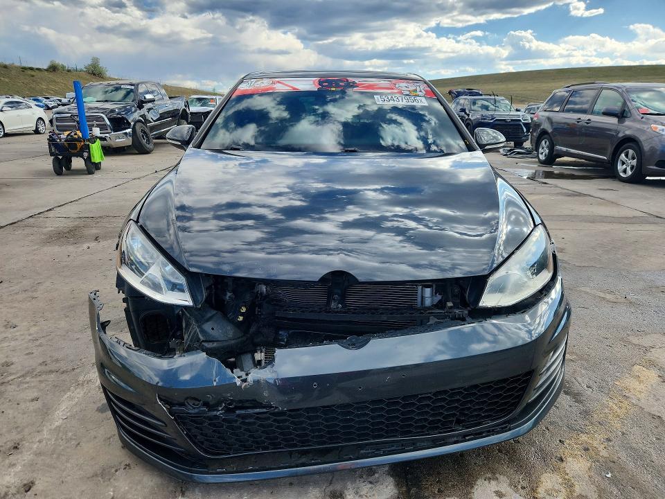 53437956 :رقم المزاد ، 3VW547AU7HM026010 vin ، 2017 Volkswagen Gti مزاد بيع