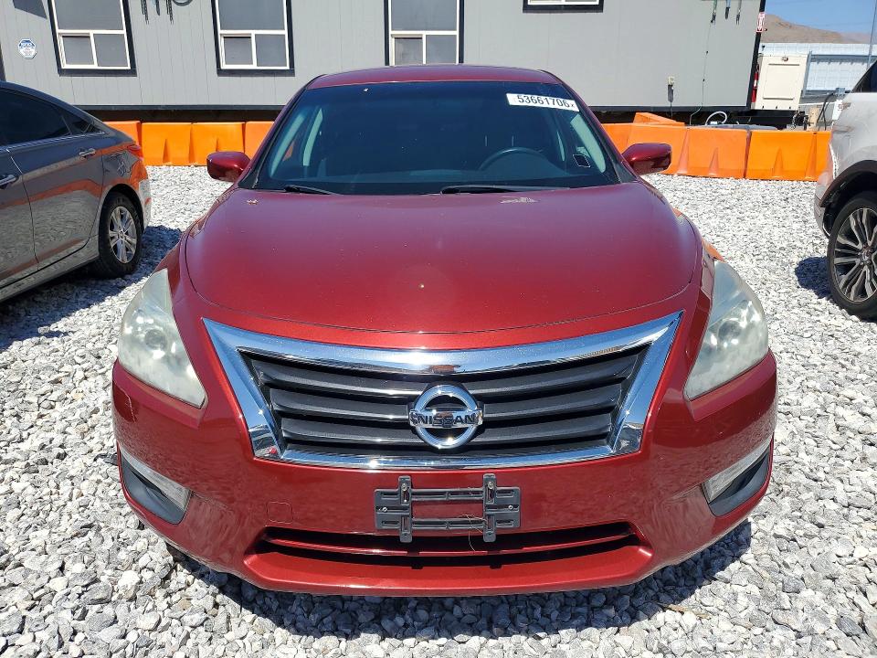 2015 Nissan Altima მანქანა იყიდება აუქციონზე, vin: 1N4AL3AP9FC463485, აუქციონის ნომერი: 53661706