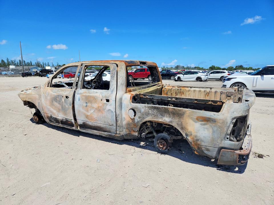 54510556 :رقم المزاد ، 1C6RR7KT1MS523798 vin ، 2021 Ram 1500 Classic مزاد بيع