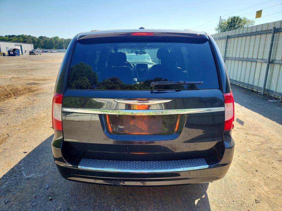 2015 Chrysler Town & Country მანქანა იყიდება აუქციონზე, vin: 2C4RC1BG5FR526282, აუქციონის ნომერი: 53588096