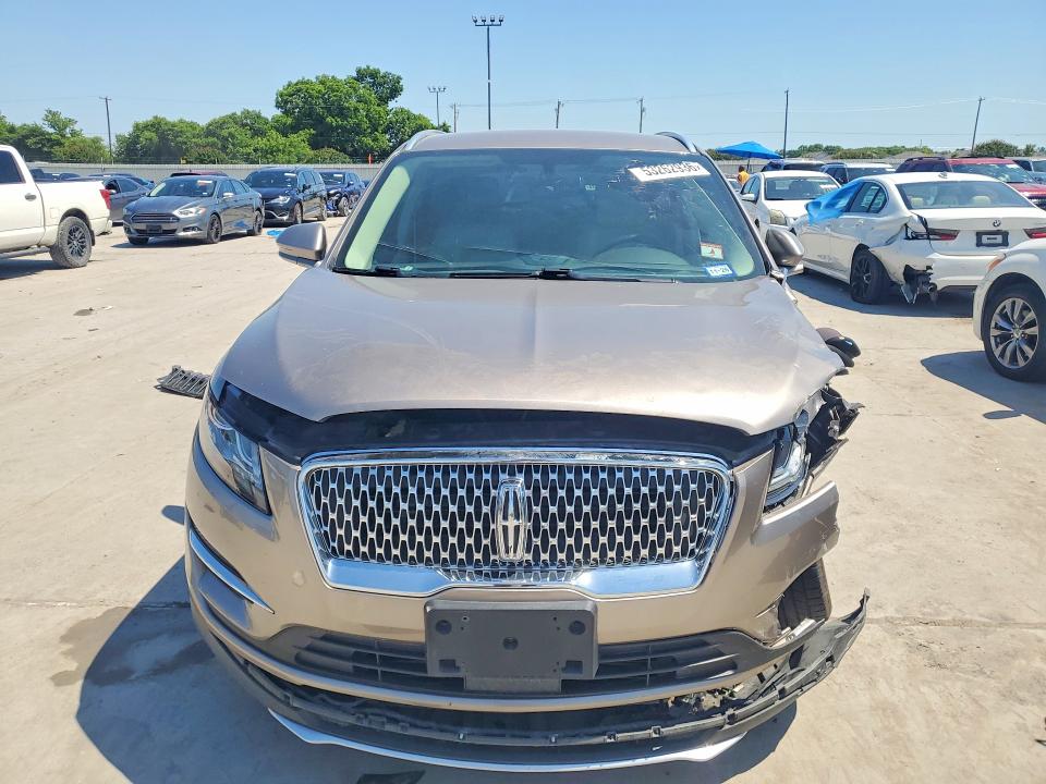 Продажа на аукционе авто 2019 Lincoln Mkc, vin: 5LMCJ1C99KUL39029, номер лота: 53262936