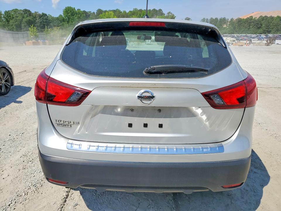 54965506 :رقم المزاد ، JN1BJ1CP5JW102710 vin ، 2018 Nissan Rogue Sport مزاد بيع