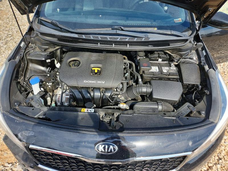 52391696 :رقم المزاد ، 3KPFL4A77HE045363 vin ، 2017 Kia Forte مزاد بيع