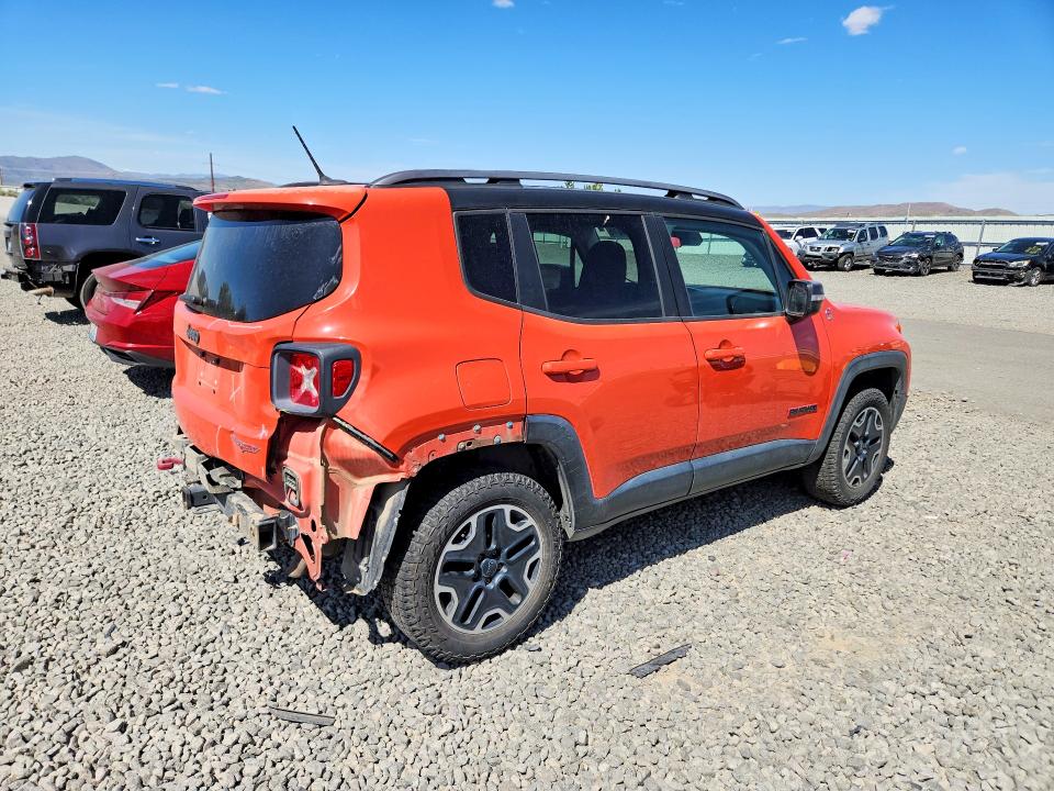 2015 Jeep Renegade მანქანა იყიდება აუქციონზე, vin: ZACCJBCTXFPC40350, აუქციონის ნომერი: 54524816
