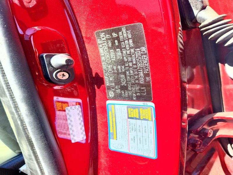 2011 Kia Optima მანქანა იყიდება აუქციონზე, vin: KNAGM4A72B5157313, აუქციონის ნომერი: 55151086