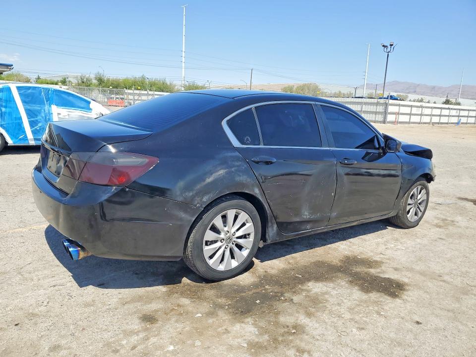 2015 Honda Accord მანქანა იყიდება აუქციონზე, vin: 1HGCR2F32FA033604, აუქციონის ნომერი: 53938626