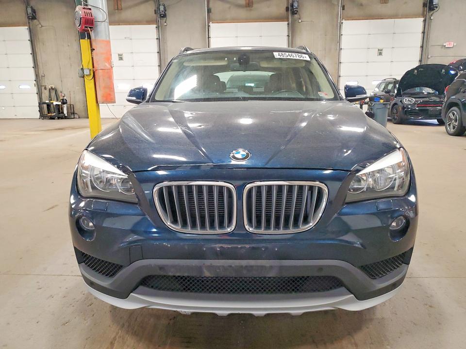 48546786 :رقم المزاد ، WBAVL1C5XFVY32237 vin ، 2015 Bmw X1 مزاد بيع