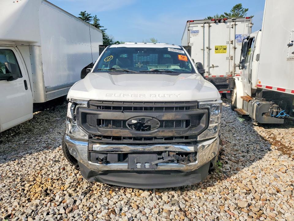 53692986 :رقم المزاد ، 1FD0X5HT3MEC23743 vin ، 2021 Ford F550 مزاد بيع