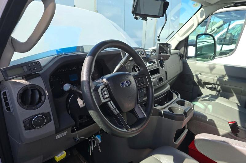 Продажа на аукционе авто 2023 Ford Econoline, vin: 1FDWE3FK6PDD18824, номер лота: 55557366