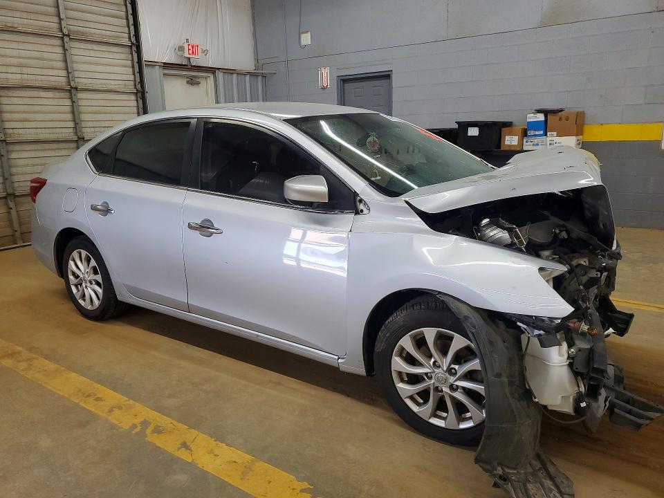 Продаж на аукціоні авто 2018 Nissan Sentra, vin: 3N1AB7AP6JY252283, номер лоту: 53174186