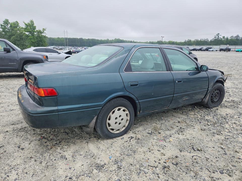 54879076 :رقم المزاد ، JT2BG22K9W0137373 vin ، 1998 Toyota Camry مزاد بيع