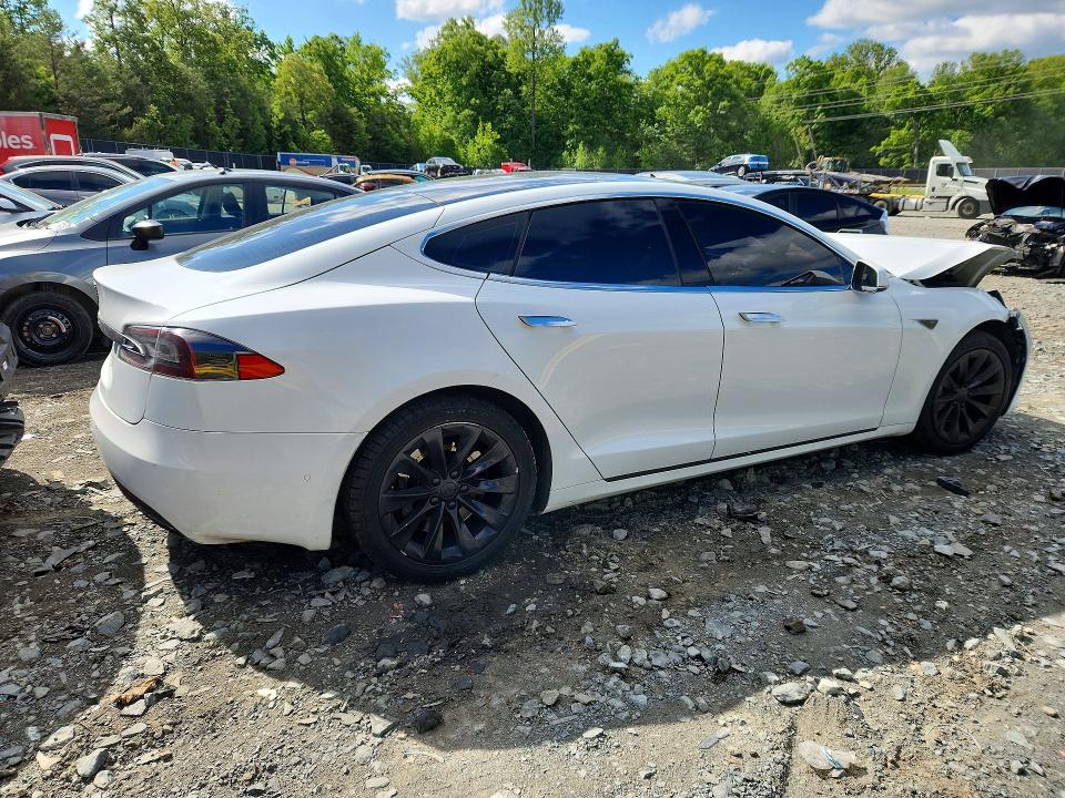 Продаж на аукціоні авто 2016 Tesla Model S, vin: 5YJSA1E11GF156024, номер лоту: 53793256