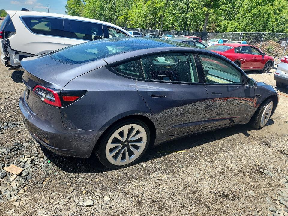 2022 Tesla Model 3 მანქანა იყიდება აუქციონზე, vin: 5YJ3E1EA9NF369356, აუქციონის ნომერი: 53782146