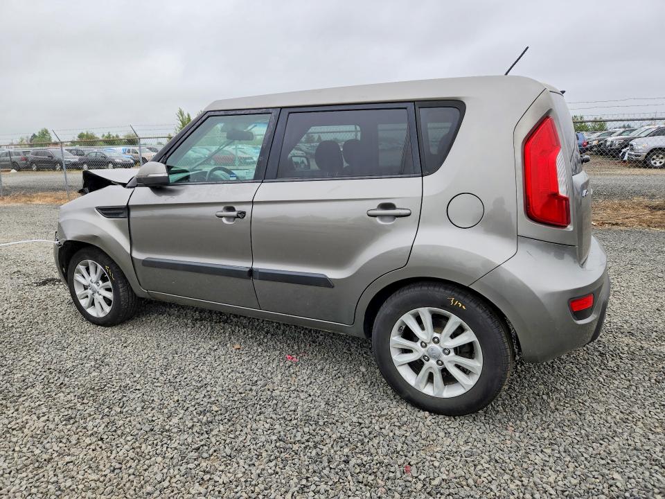 2013 Kia Soul მანქანა იყიდება აუქციონზე, vin: KNDJT2A69D7557478, აუქციონის ნომერი: 52746276