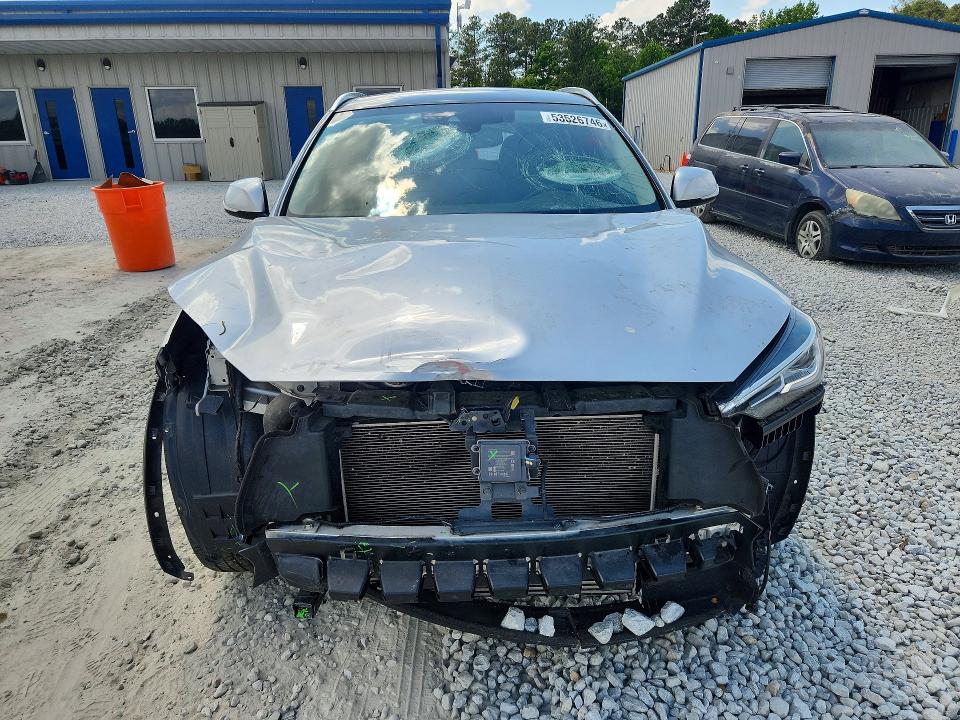 53526746 :رقم المزاد ، 3PCAJ5M18LF104713 vin ، 2020 Infiniti Qx50 مزاد بيع