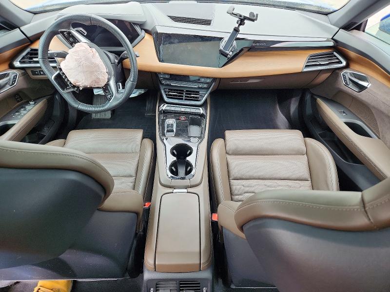 2024 Audi E-tron Gt მანქანა იყიდება აუქციონზე, vin: WAUFJBFW9R7002555, აუქციონის ნომერი: 53503686