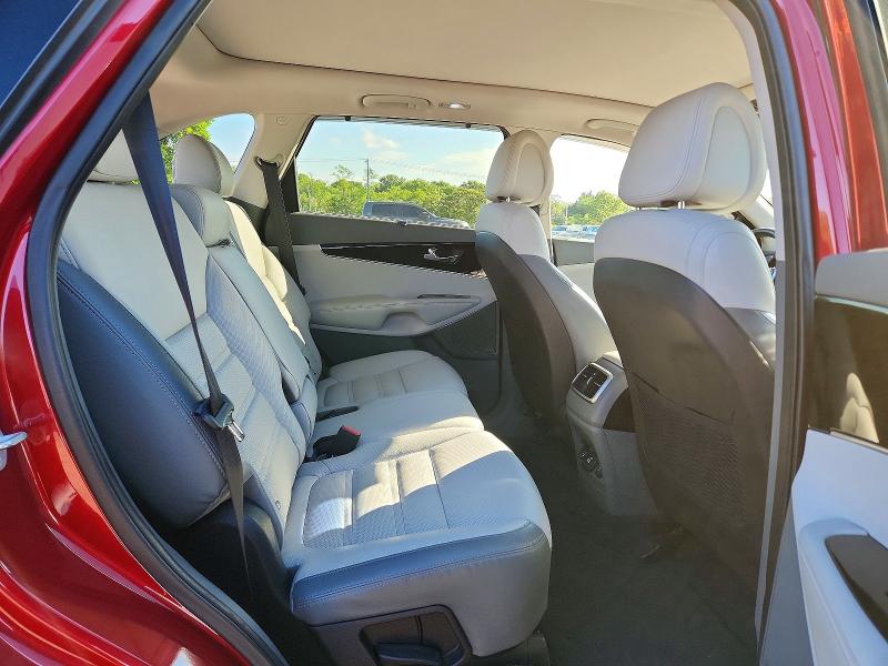 2016 Kia Sorento მანქანა იყიდება აუქციონზე, vin: 5XYPKDA58GG117047, აუქციონის ნომერი: 52533686