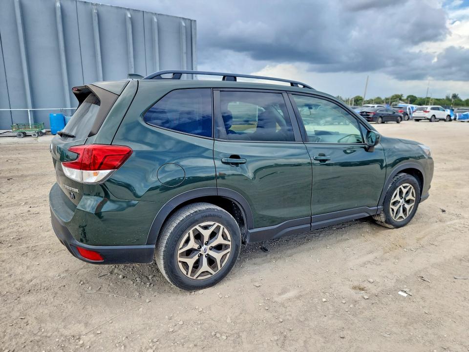 2022 Subaru Forester მანქანა იყიდება აუქციონზე, vin: JF2SKAEC8NH466622, აუქციონის ნომერი: 55352836